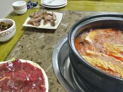 -乳仔牛牦牛汤锅 烤羊排(松潘古城店)