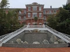 -香港大学