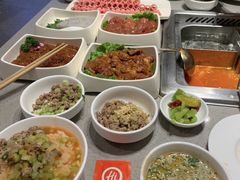 -海底捞火锅鲜切牛肉主题店(长寿路店)