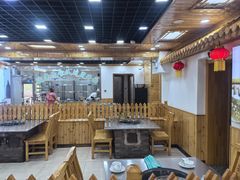 -屯老二农家铁锅炖·行业领军者(梅江店)