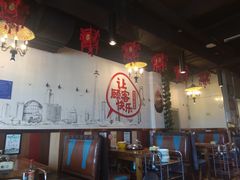 大堂-三个渔夫·蒸汽海鲜(五大道店)