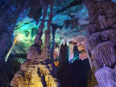 -泰安地下龙宫景区