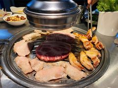 -韩聚屋韩国烤肉餐厅(新北万达店)