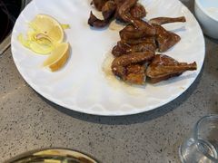 -郑猛记石岐鸽主题餐厅(长江店)
