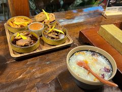 -银米·云南传统过桥米线(双廊黑金冠店)