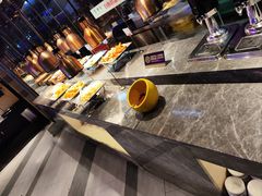 -蒙肥羊·酸汤潮牛·鲜牛肉火锅烤肉自助(岗顶店)