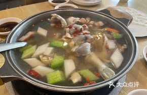 Double Fish Pot