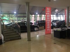 -上海永达奥迪4S店(张杨路店)