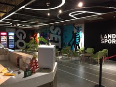 -莱茵体育生活馆