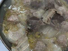 -一口猪海鲜浑锅·东北家常菜