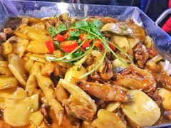 本鸡煲-煲得鲜·桐乡煲·小龙虾(万达店)