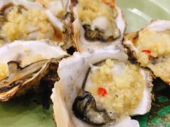 炭烧蒜蓉生蚝-贞姨美食·老字号海鲜大排档
