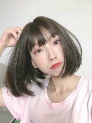-时尚殿堂明星门店