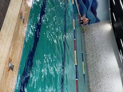 -蓝海豚游泳俱乐部(南京西路店)