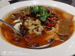 金牌毛血旺-望乡楼上海菜(日月光店)