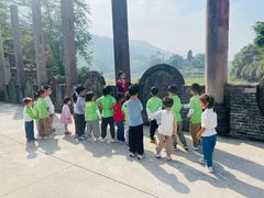 -宾果蒙特梭利托育儿童之家幼儿园(爱琴海店)