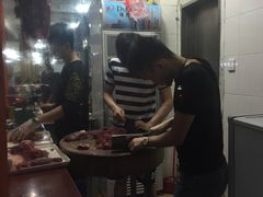 -粤潮牛肉火锅店(江南大道店)