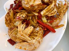 -覃记海鲜美食餐厅