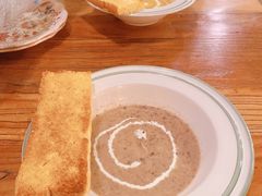 -I HOLIC艾豪丽披萨(KKone店)