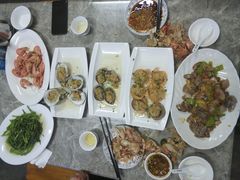 -四川小胡子海鲜(丁村万人海鲜广场店)