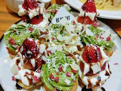 圣诞花环华夫饼-BE BRIGHT KITCHEN(正佳广场店)