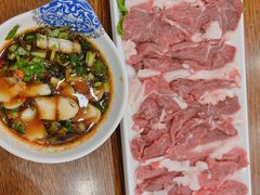 -楼外楼大刀肉传统火锅居(博学路店)