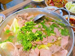 跷脚牛肉大锅-肖四女乐山跷脚牛肉(世博源店)