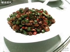 小炒猪颈-八府香鸭·啫啫煲(华山路店)