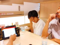-HOT CRUSH趁热集合·现烤面包(上海环球港店)