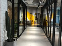 -F+轻食健身赋能空间(中华北路国贸商场店)
