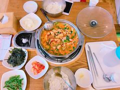 虾仁猪肉辣炒章鱼-蚂蚁家辣炒章鱼(海云台店)