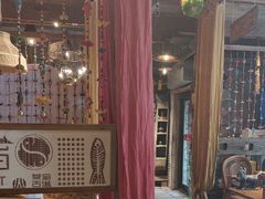 -老牌坊云南鱼豆花火锅(爱建店)