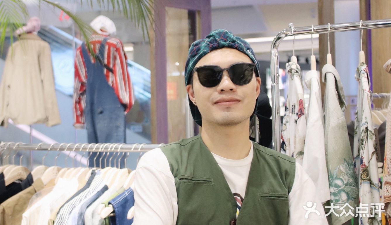 OOTD | 下沙这家古着店，我们都市丽人都爱逛 