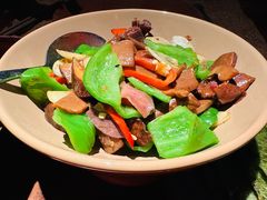 云南小炒牛肝菌-花马天堂云南餐厅 Lost Heaven(高邮路店)