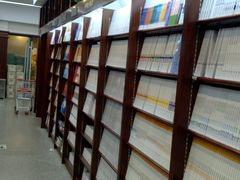 -新华书店(泉城路店)