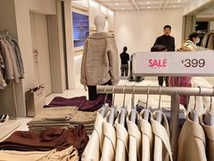 -URBAN REVIVO(七宝领展广场店)