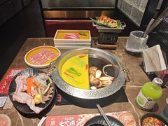 -一绪に和牛寿喜烧(罗湖益田假日店)