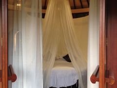 鸟巢的圆床、很有情调啊-三亚亚龙湾人间天堂鸟巢度假村