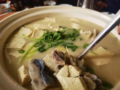 -芦茨金富饭庄·25年老字号·专做稻草鸡