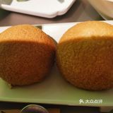 推荐招牌酥皮山楂叉烧包,香草脆鲜奶,鲍汁凤爪