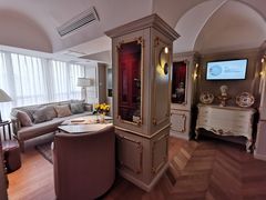 -Me Coffee下午茶艺术空间