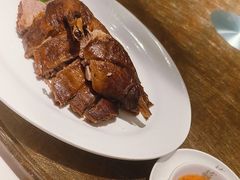招牌苏浙樟茶鸭-苏浙汇(肇嘉浜路总店)