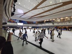 -冠军冰场CHAMPION RINK(环球银泰城店)