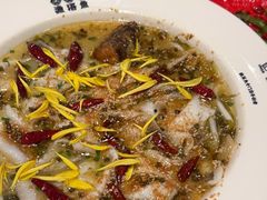 -渔语鱼酸菜鱼新川菜(来福士店)
