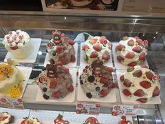 -花花卷卷·鲜食蛋糕(静安久光百货店)