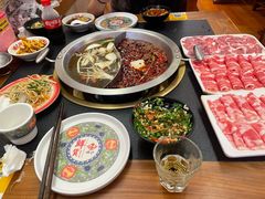 -沸炉重庆老火锅(军事博物馆店)