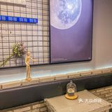 太适🈴️一家被各种当背景照的咖啡店～