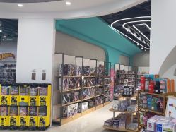 -卡通派潮品玩具折扣仓(青岛新城吾悦广场店)