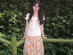 -青青世界