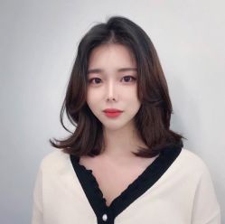 -AYO SALON
